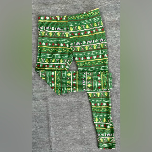 Pants - Christmas/Winter Celebration Leggings.  Like New! Worn Once ❄️. Size L (11/13)